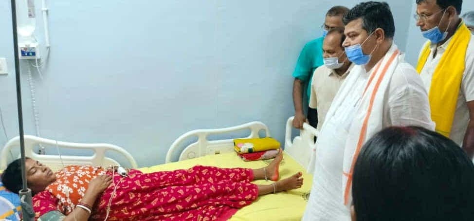 दंत विभाग के डॉक्टर थे गायब, जांच सेंटर में नहीं हो रही थी जांच