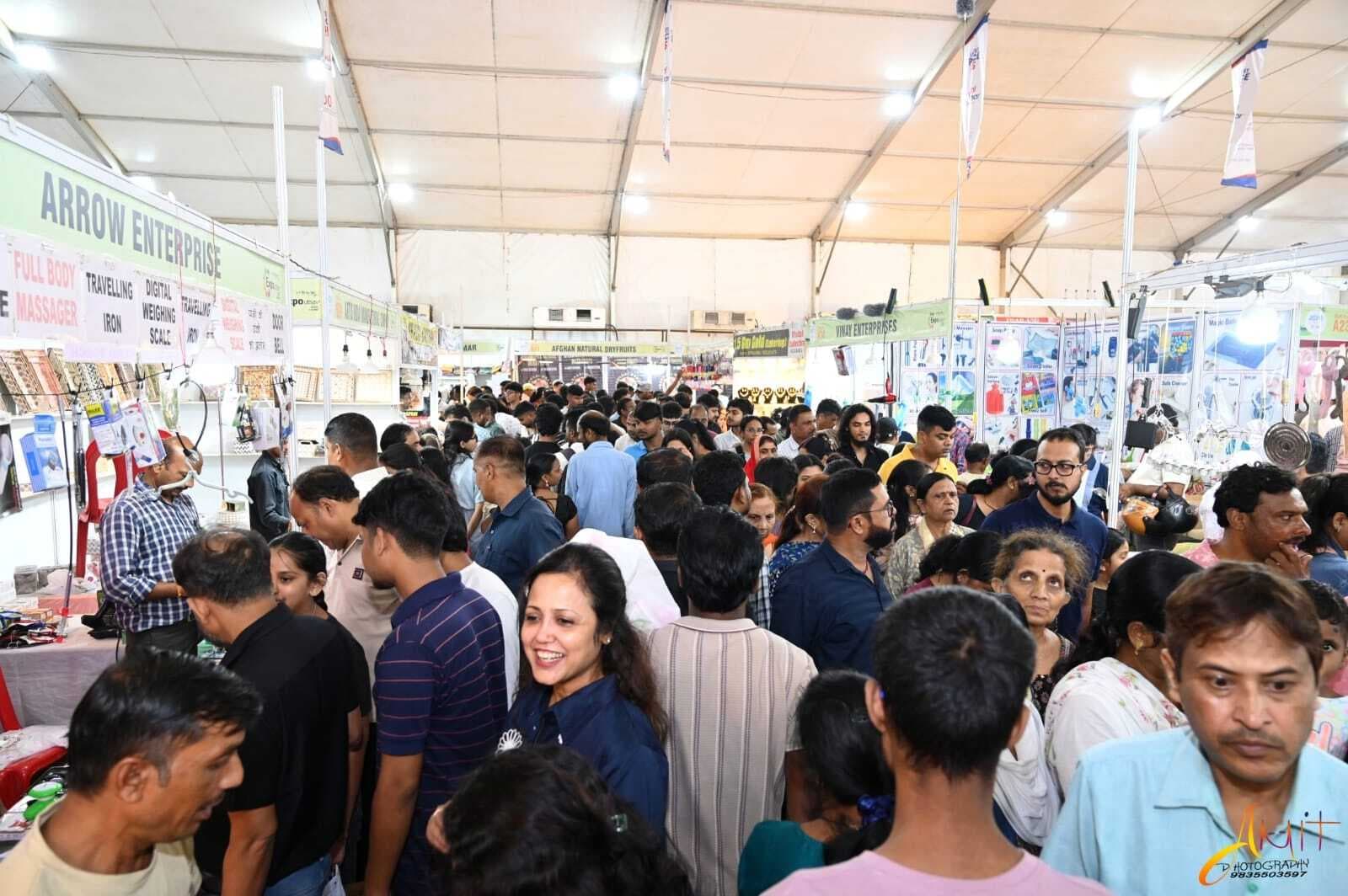 Ranchi News : मोरहाबादी एक्सपो में खरीदारी संग मनोरंजन का तड़का