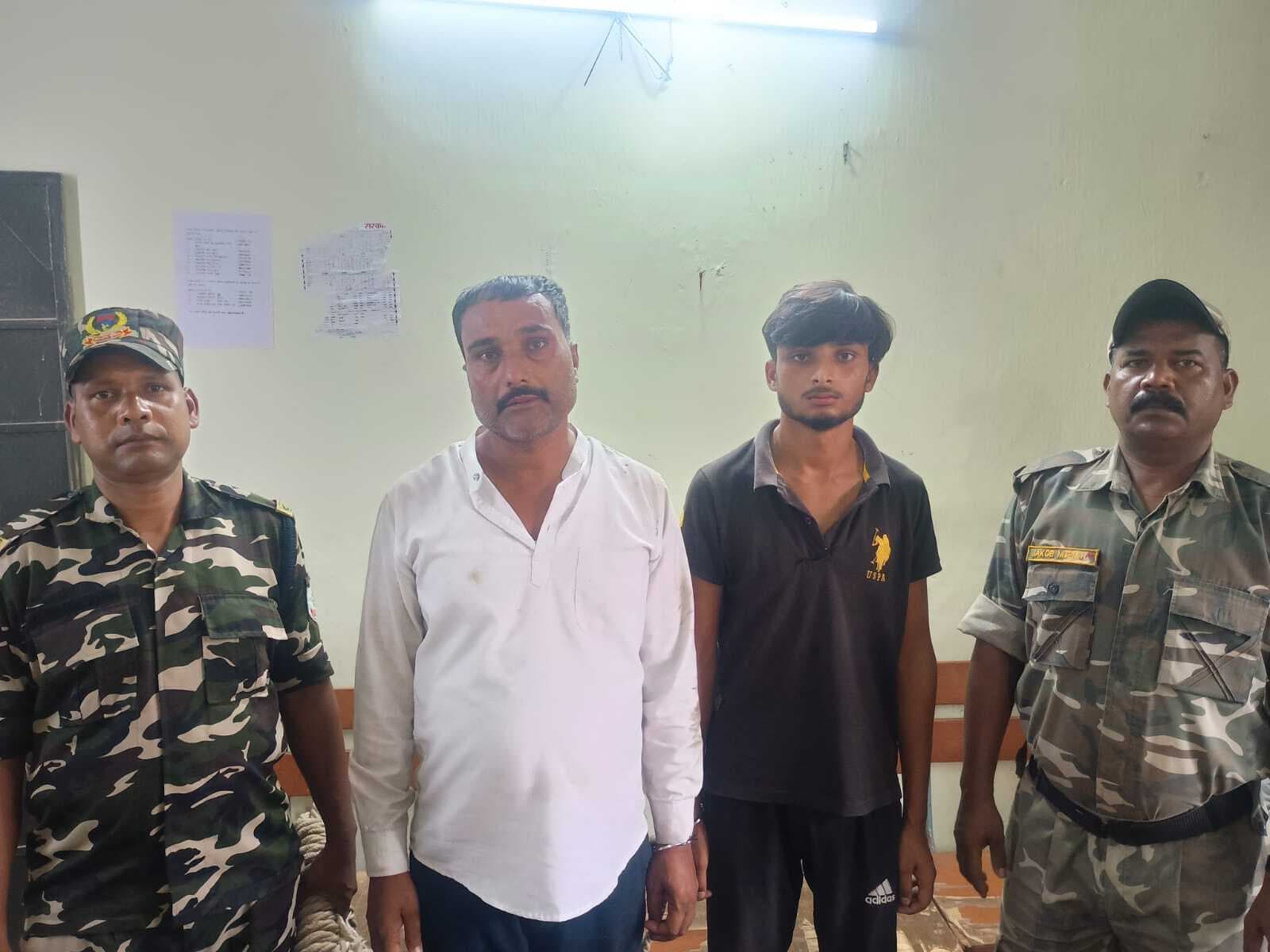 पुलिस से मारपीट करने के आरोपी पिता-पुत्र को जेल