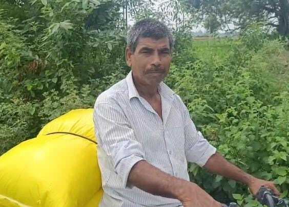 267 की जगह 420 से 450 रुपये में मिल रहा यूरिया, किसान परेशान