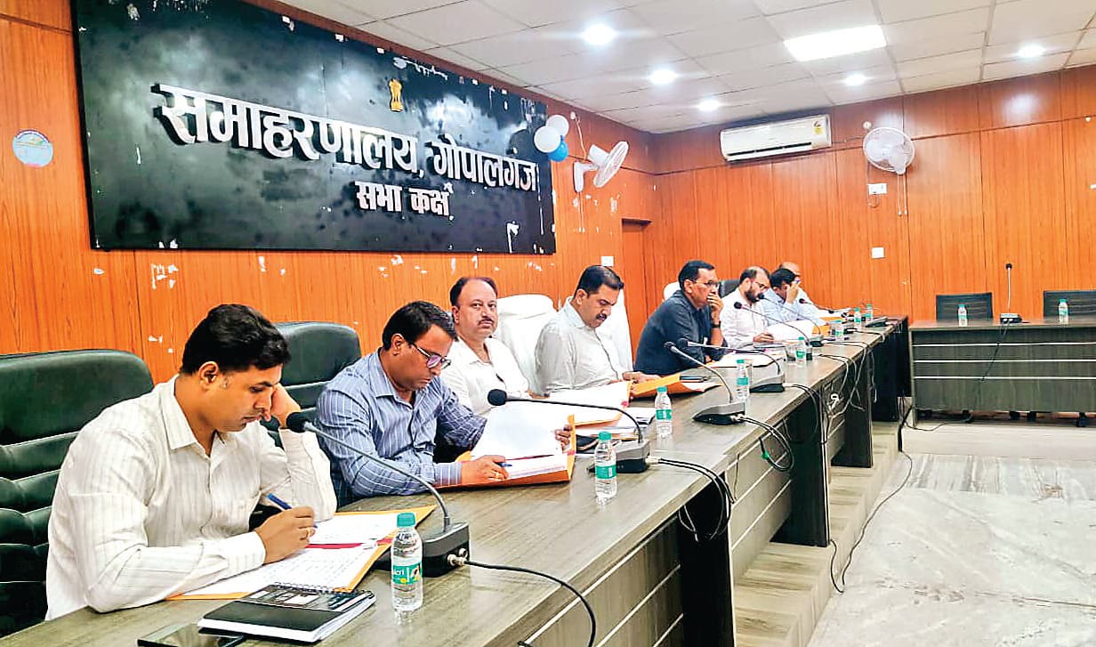 Gopalganj News : दुर्गापूजा में सुरक्षा होगी पुख्ता, सीसीटीवी से पल-पल की निगरानी