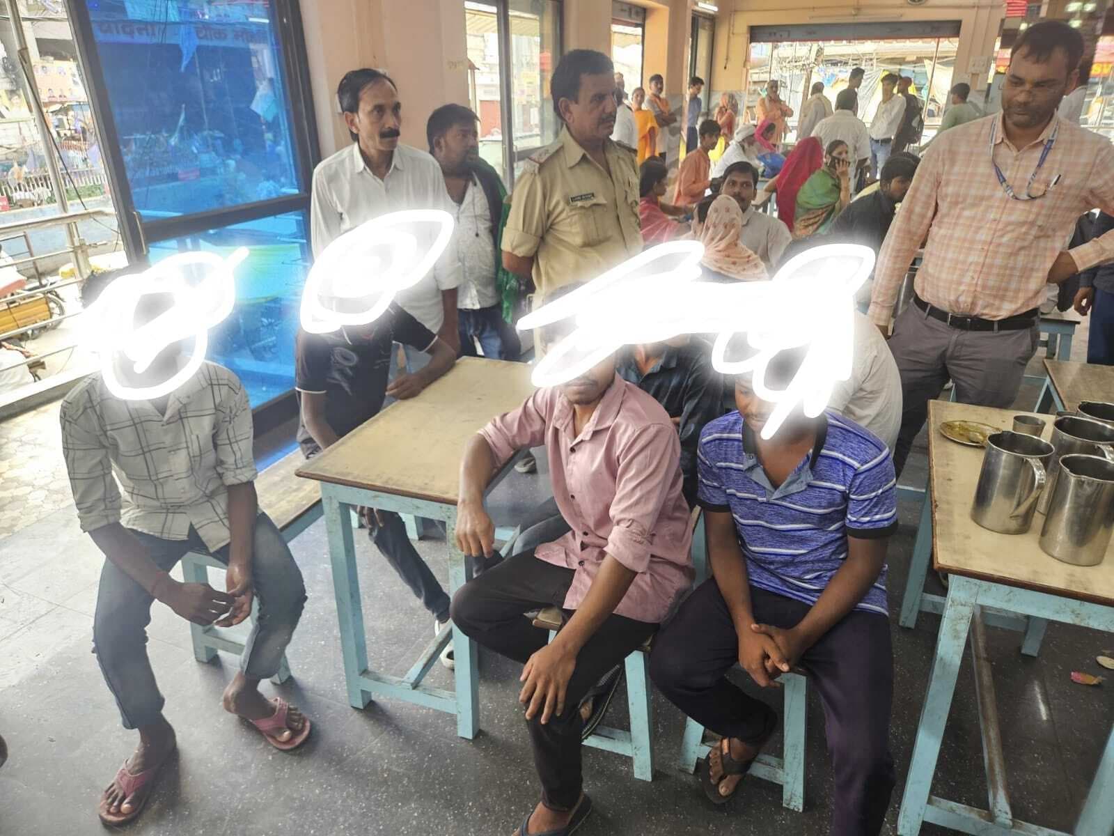 जय बजरंग स्वीट्स से पांच बाल श्रमिक कराये गये मुक्त