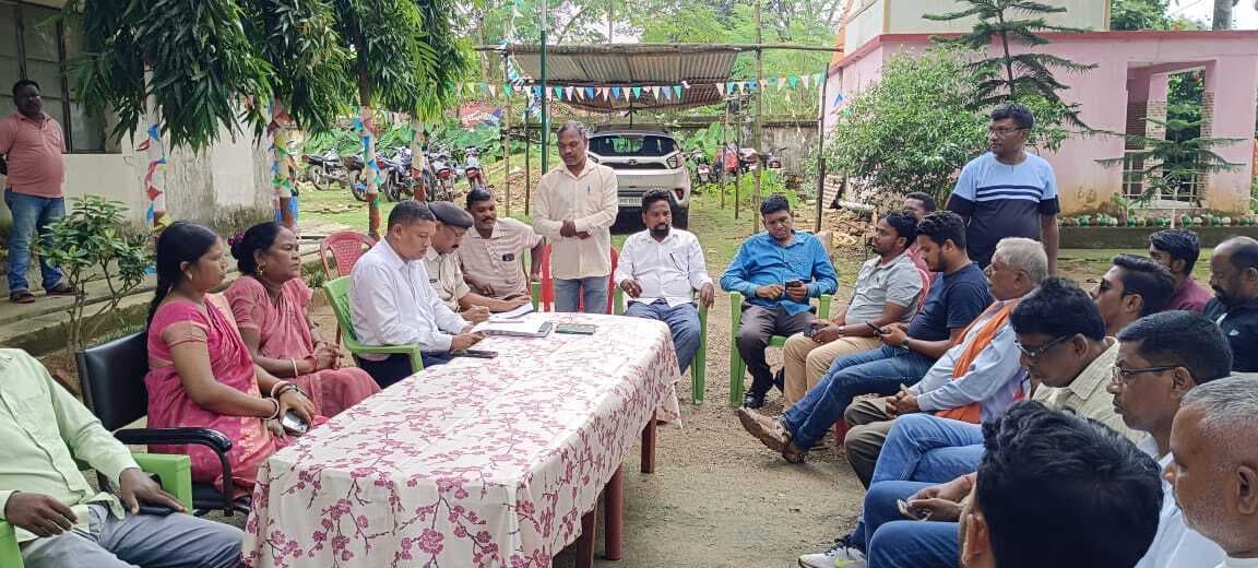 Seraikela Kharsawan News : कुचाई : दुर्गापूजा को लेकर शांति समिति की बैठक आयोजित