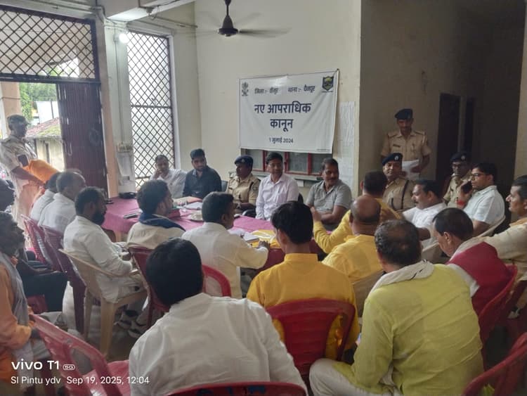 पूजा समितियों को पंडाल में सीसीटीवी कैमरा लगाने का आदेश