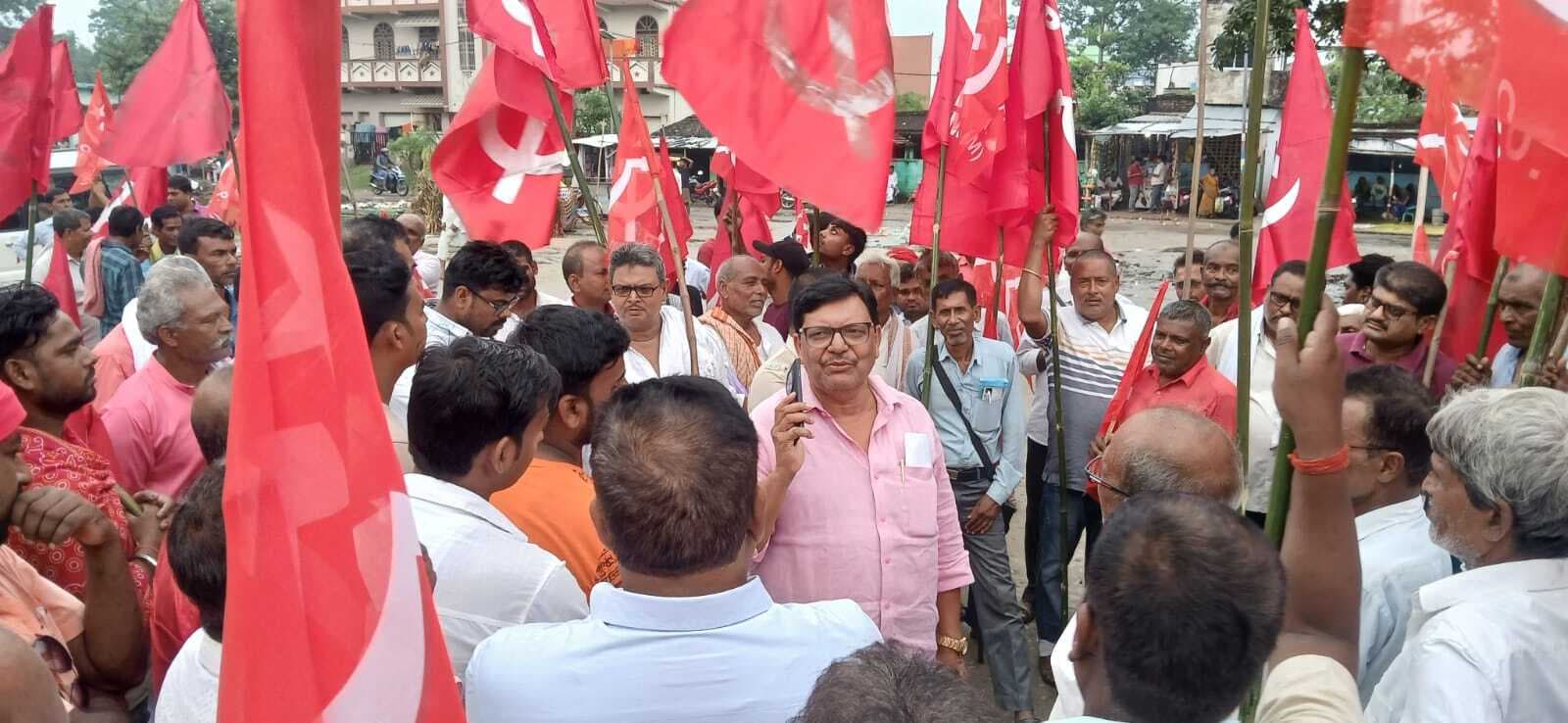 Samastipur News:माकपा कार्यकर्ताओं ने किया तेजस्वी यादव का स्वागत