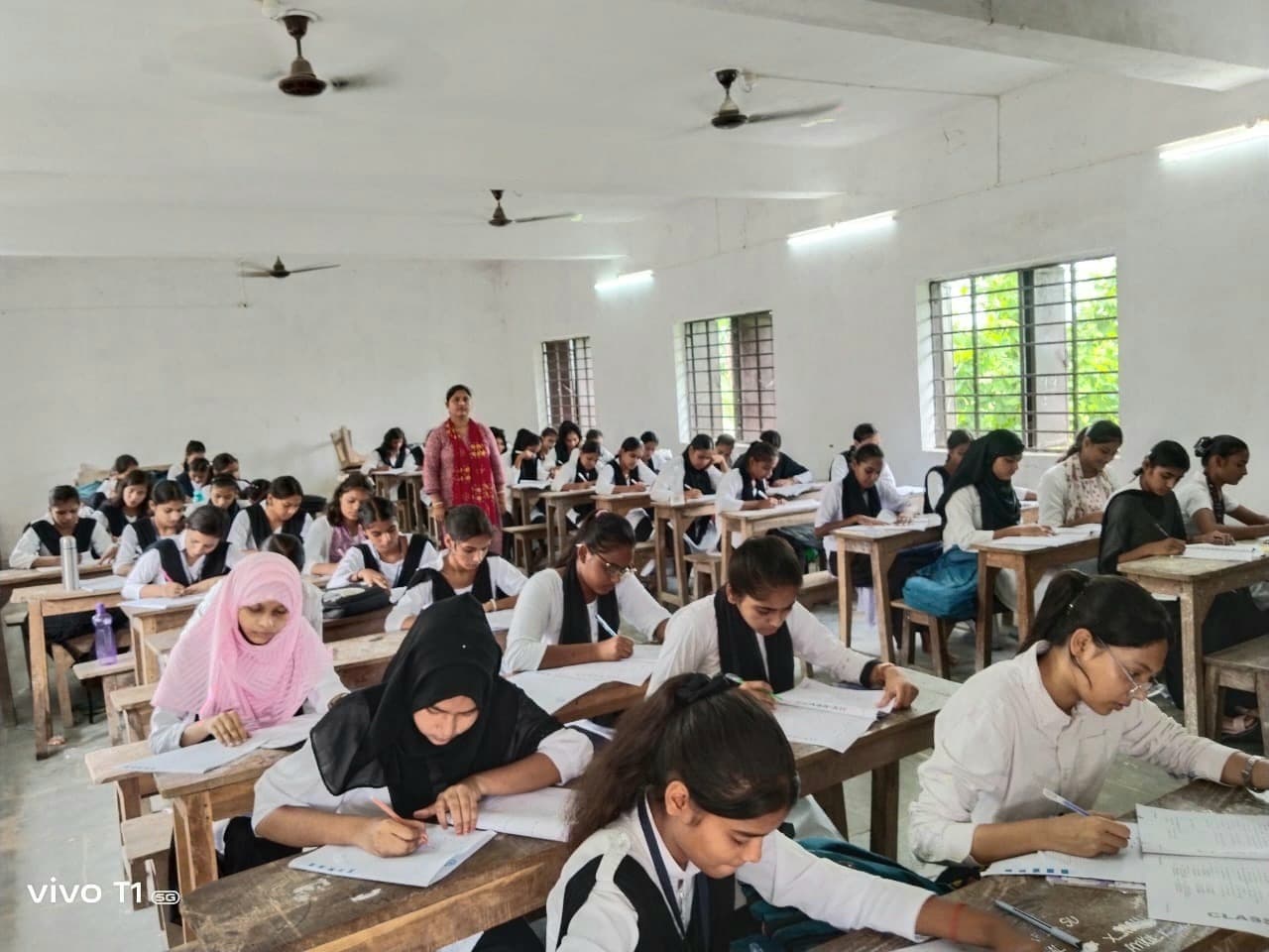 Samastipur News:11वीं की त्रैमासिक व 12वीं की अर्द्धवार्षिक शुरू
