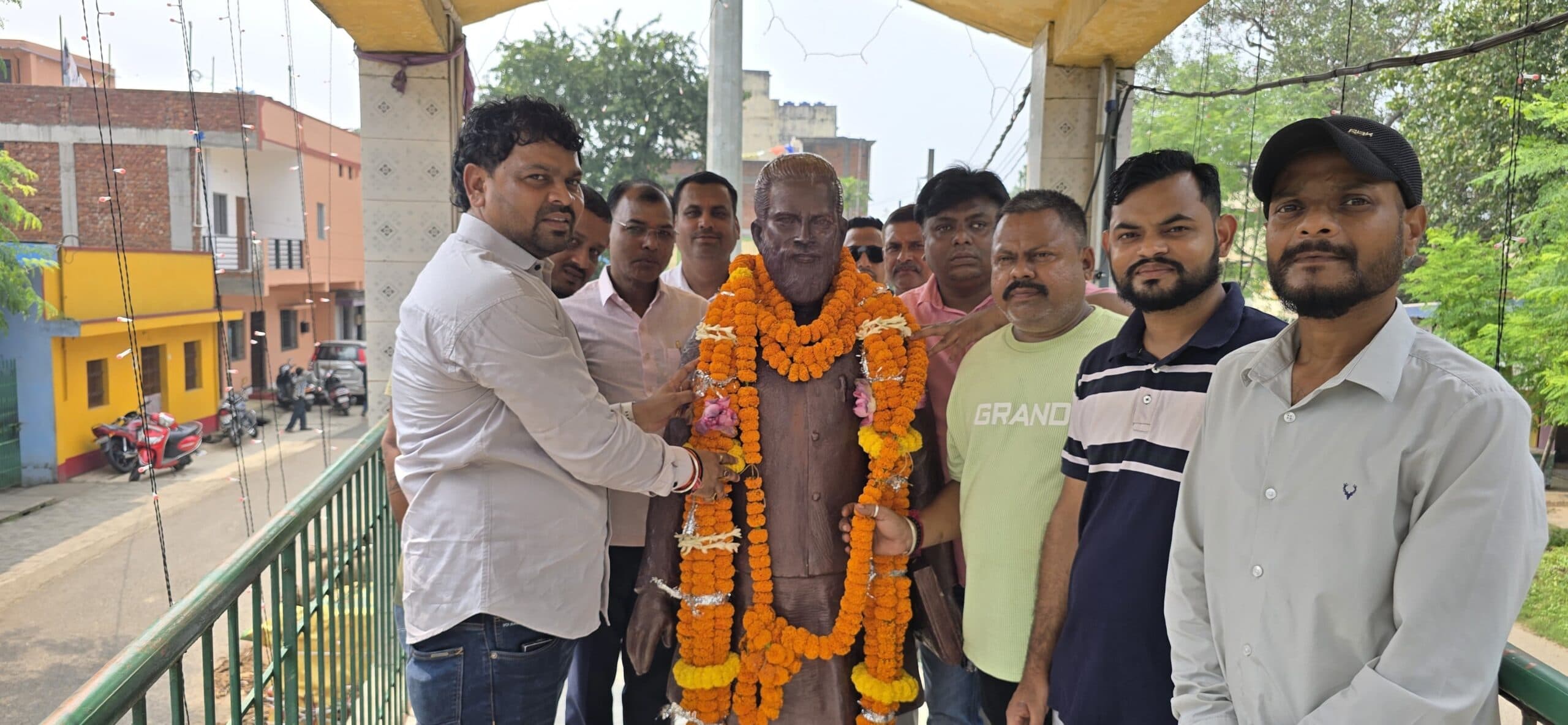 Jamshedpur news. लाको बोदरा ने हो समुदाय को साहित्यिक व सांस्कृतिक पहचान दी : महाबीर मुर्मू