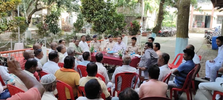 दुर्गापूजा में डीजे बजाने पर होगी कार्रवाई