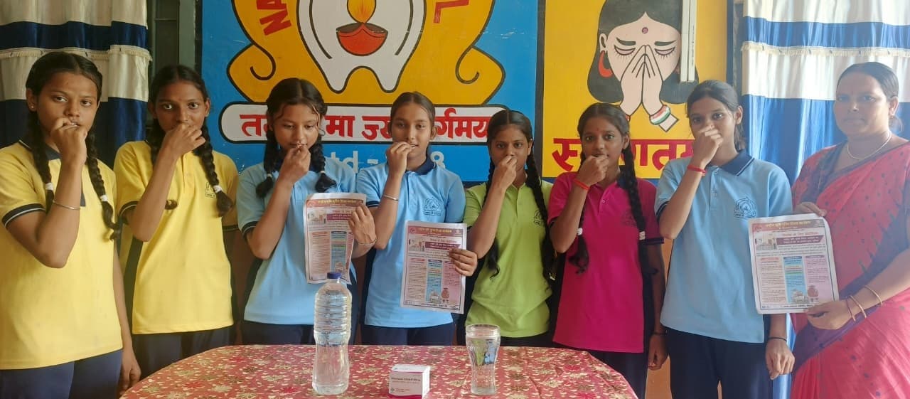 छूटे बच्चों को दी गयी एल्बेंडाजोल