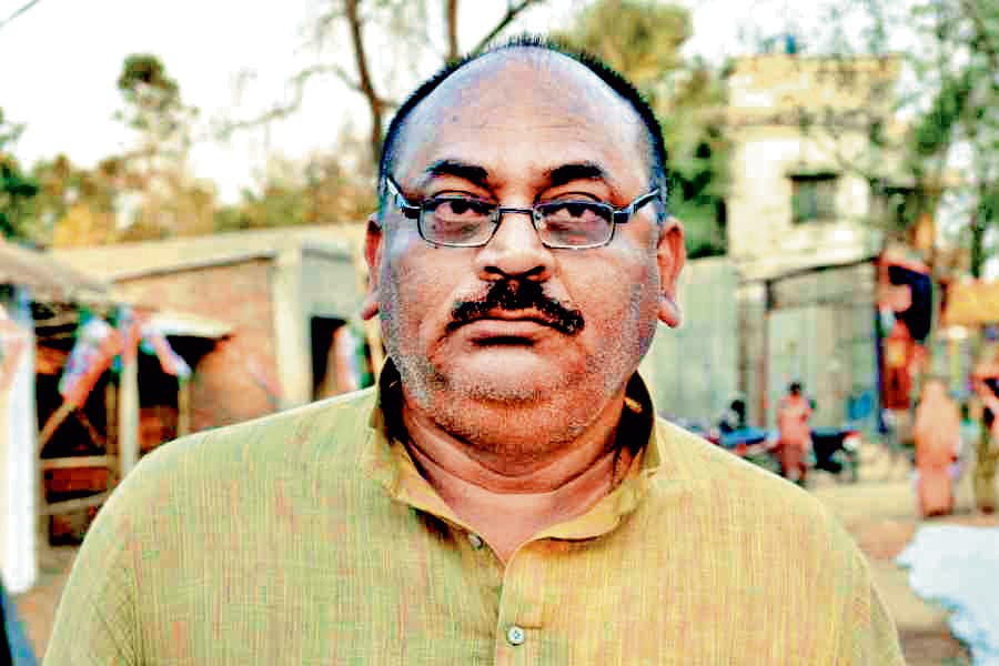 मंत्री चंद्रनाथ सिन्हा पर लगा मनी लॉन्ड्रिंग का आरोप