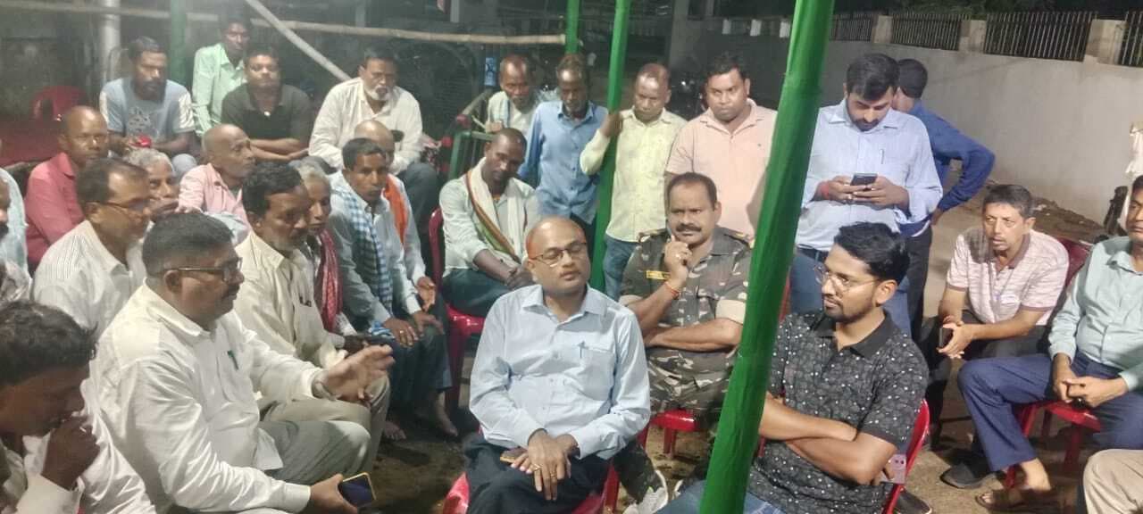 Bokaro News : अवार्डी मजदूरों का आमरण अनशन जारी