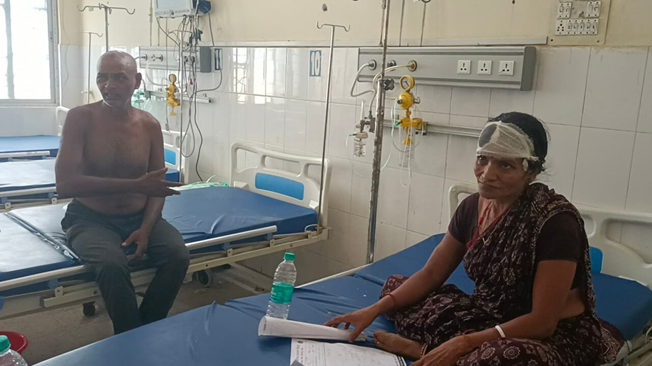 जमीन विवाद में पति-पत्नी घायल, भर्ती