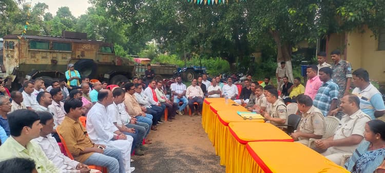 Deoghar news : पूजा पंडालों में नहीं बजायें अश्लील गाने, डीजे बजाने पर भी रहेगा प्रतिबंध