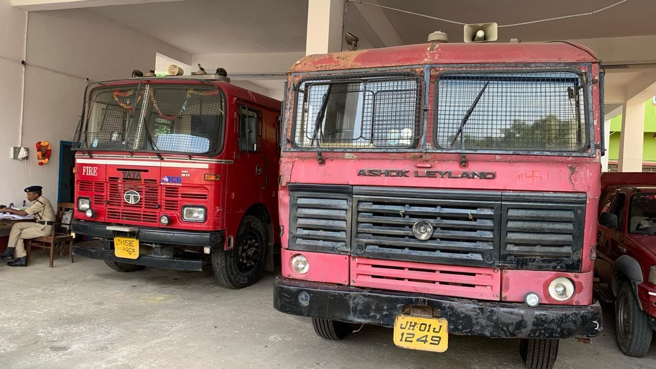 पूजा पंडाल में फायर एक्सटिंग्विशर रखना अनिवार्य