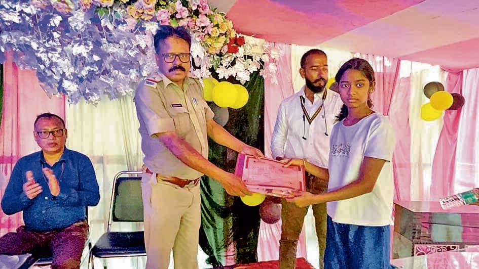 श्रीराम फिनांस ने 40 मेधावियों को दी स्कॉलरशिप