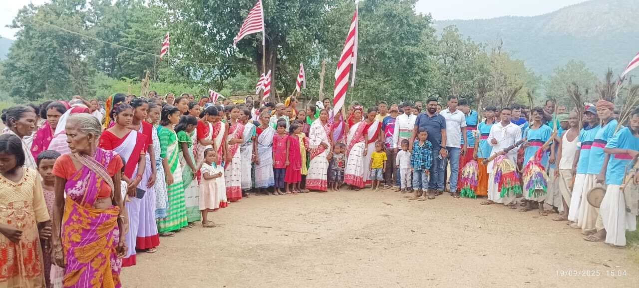 Seraikela Kharsawan News :जंगल के साथ जैव विविधताओं को संरक्षित करने का लिया संकल्प