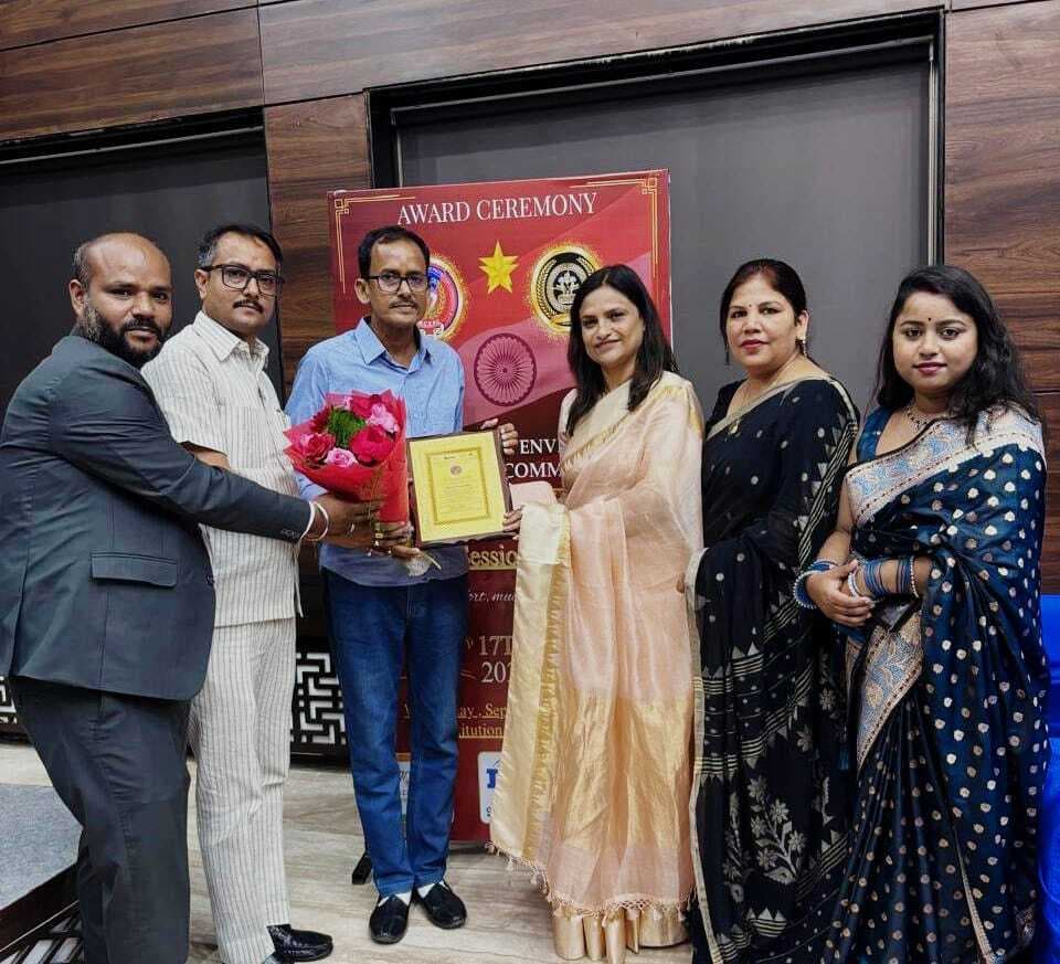 सम्मानित किये गये शाहाबाद महोत्सव आयोजन समिति के संयोजक