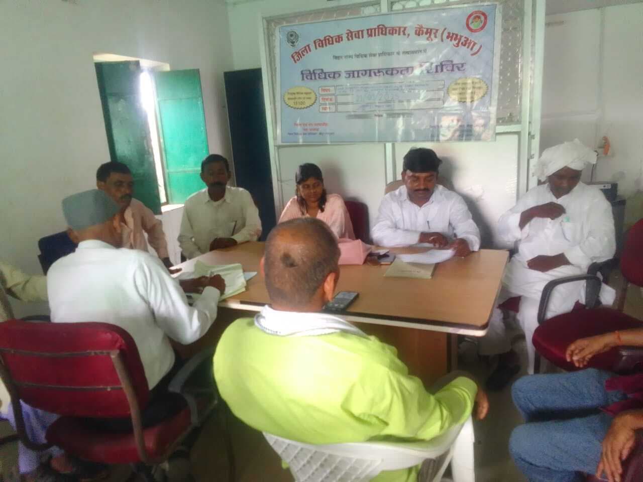 किशोरों के अधिकार व कानून की की दी गयी जानकारी