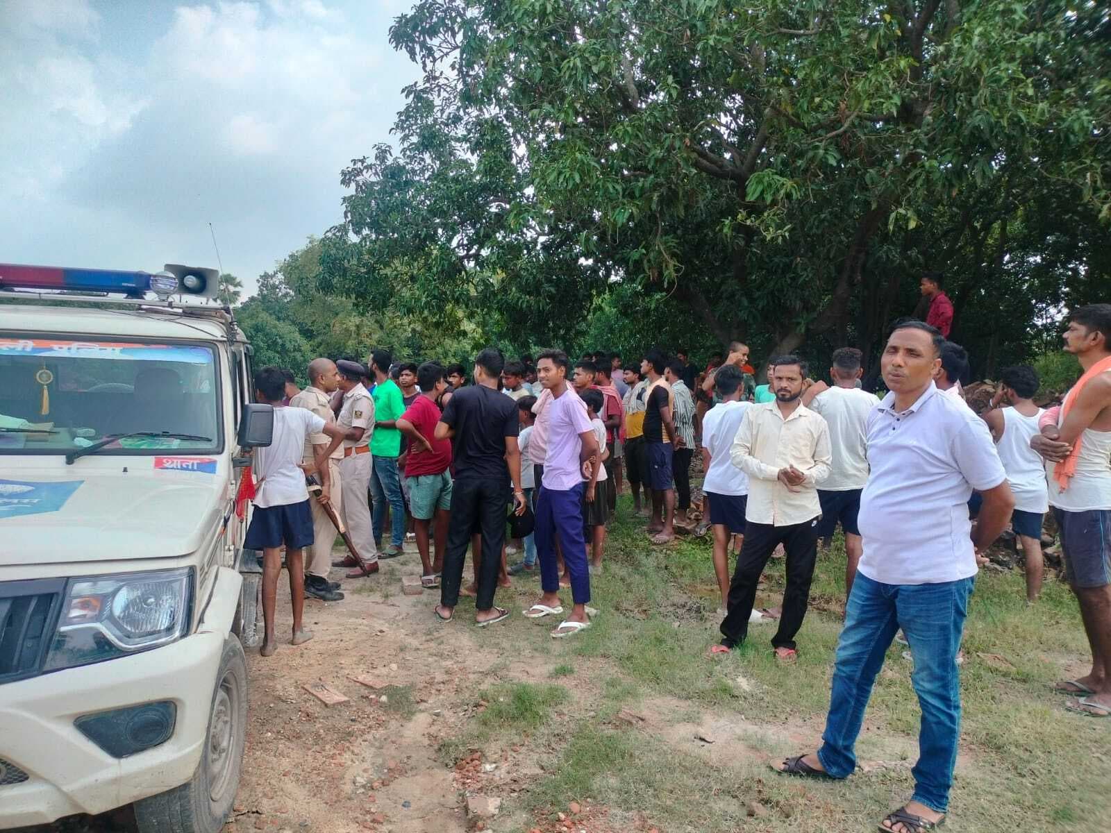 hajipur news. पौरा मदन सिंह के चंवर से दो दिनों में दो अज्ञात शव बरामद