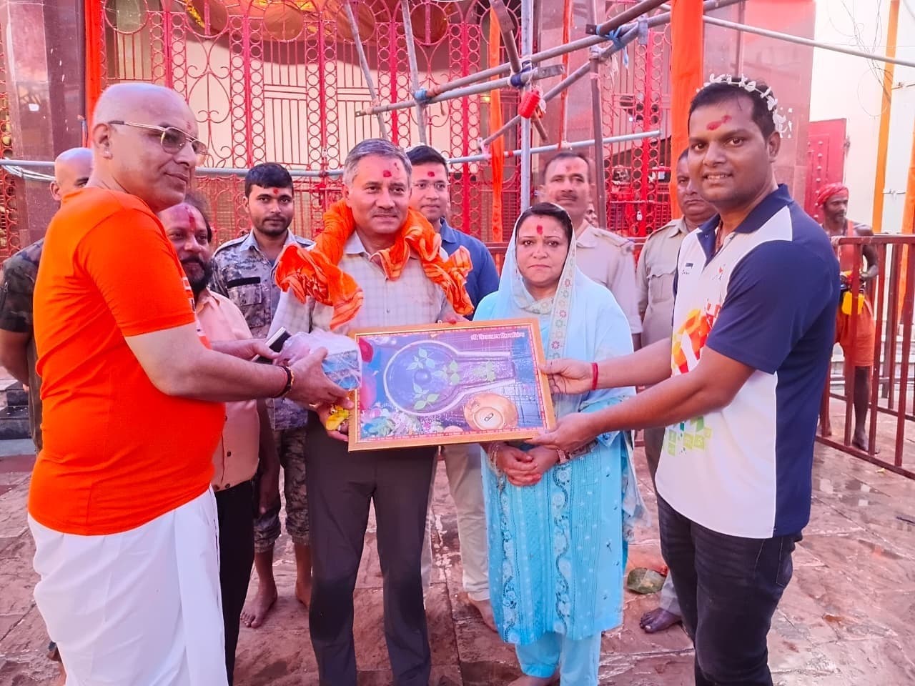 Deoghar News : ऑपरेशन सिंदूर के नायक एयर मार्शल एके भारती पहुंचे बाबा दरबार, देश की समृद्धि की कामना