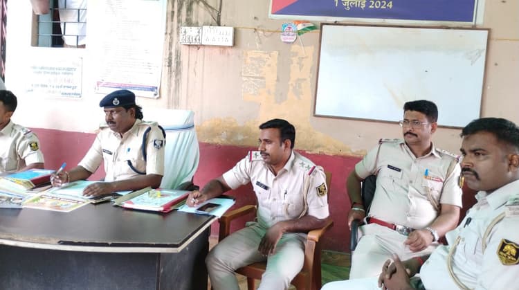 प्रतिमा विसर्जन का रूट चार्ट थाने को उपलब्ध करायें पूजा समिति