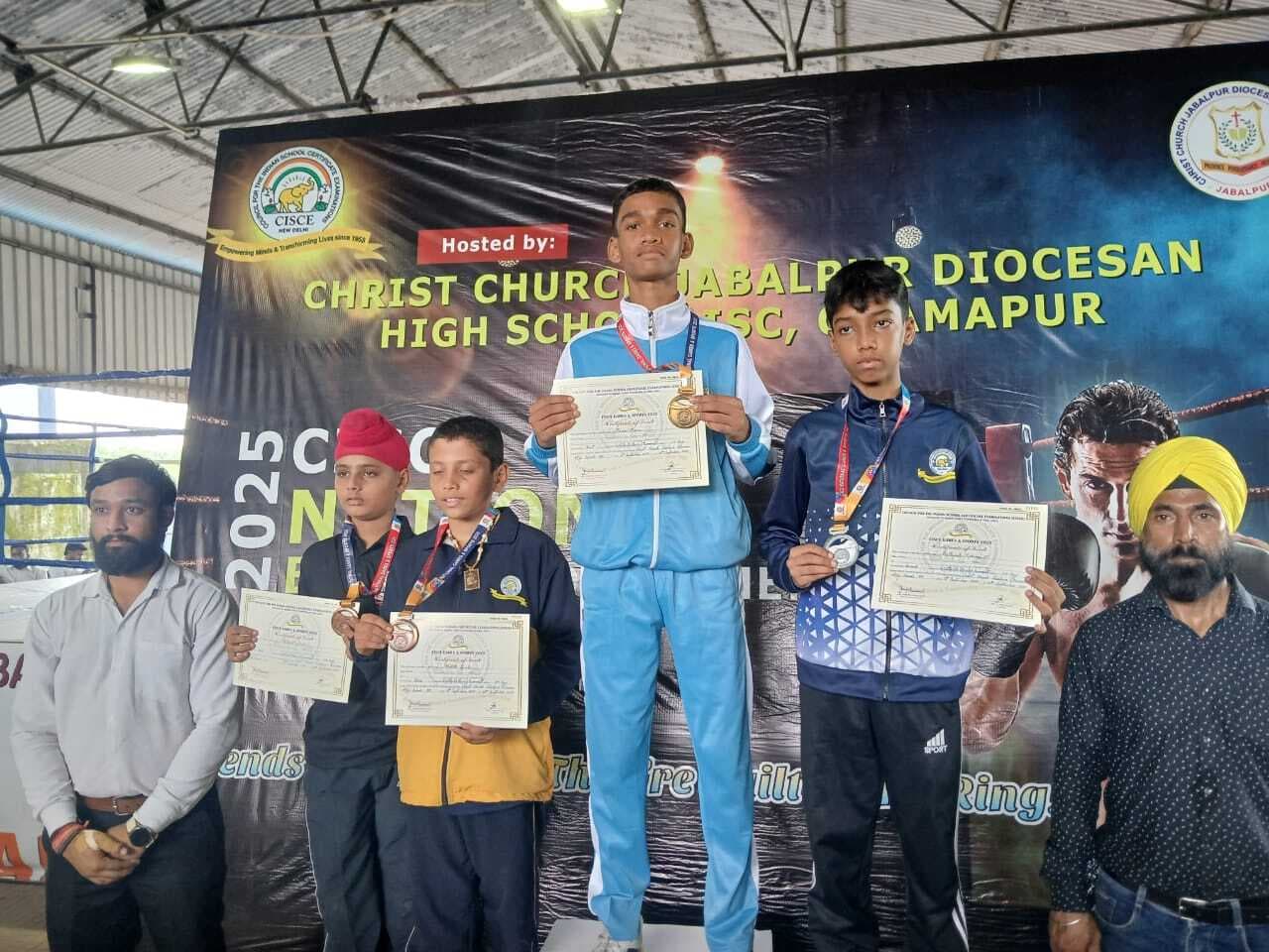Cisce national boxing championship: लोयोला स्कूल टेल्को के मुक्केबाजों ने जीते पांच पदक