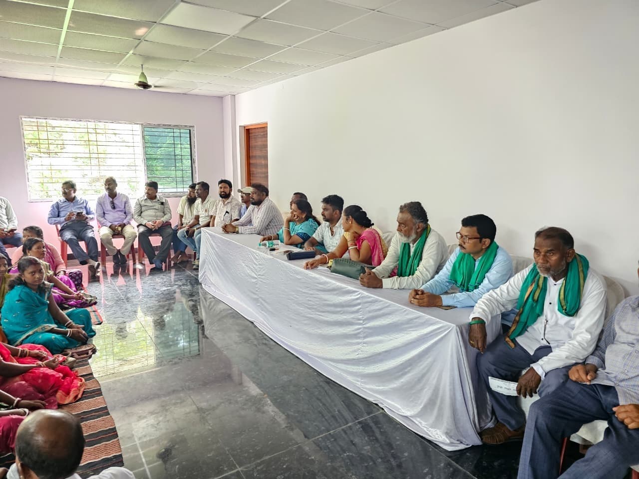 East Singhbhum News : अबुआ सरकार की योजनाएं घर-घर पहुंचेंगी : संजीव