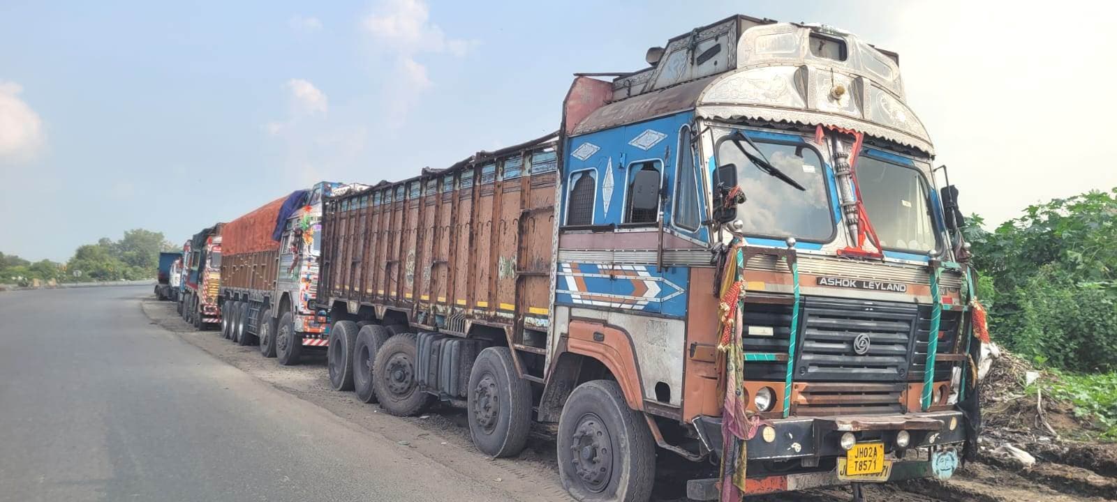 फर्जी व अवैध रूप से कोयला लदे 10 ट्रक जब्त, खान निरीक्षक के बयान पर दर्ज हुई प्राथमिकी