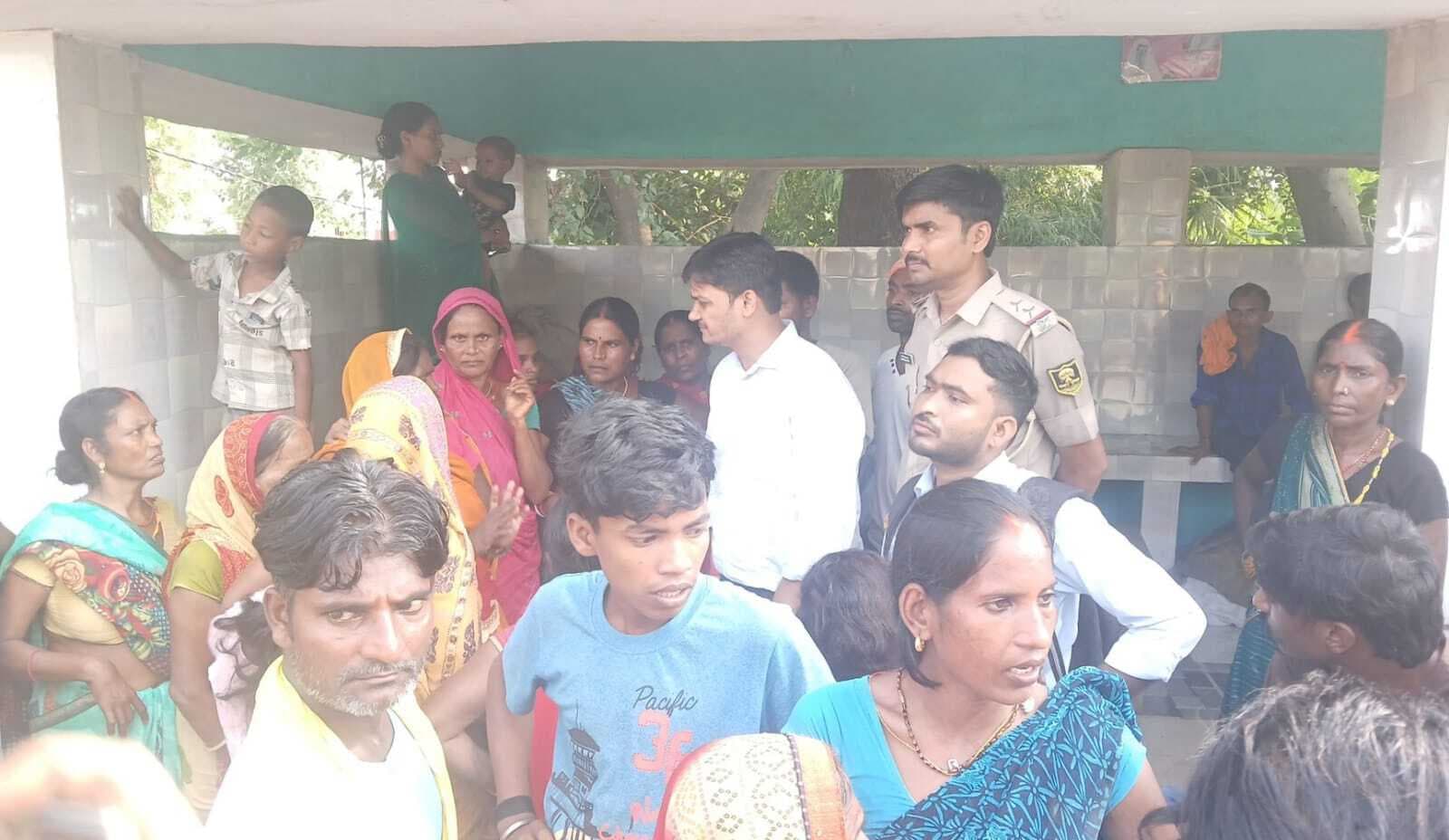 घर से निकले युवक का शव बरामद, हत्या का लगाया आरोप