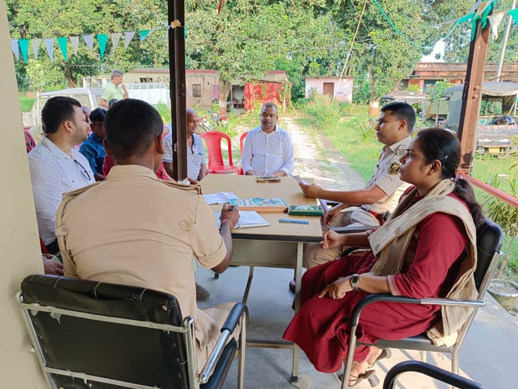 दुर्गा पूजा में निगरानी को लेकर सादे लिबास में भी होगी पुलिस की तैनाती