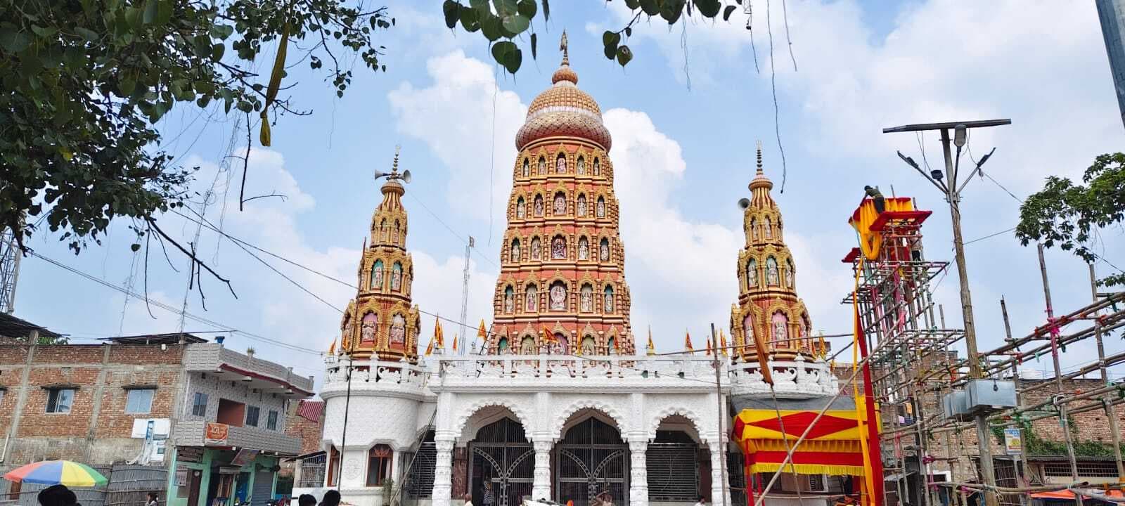 एतिहासिक है उदाकिशुनगंज का सार्वजनिक दुर्गा मंदिर