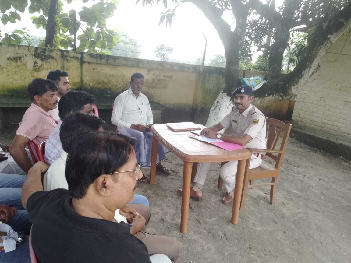 महिला व पुरूष के लिए अलग-अलग बनाए प्रवेश द्वार