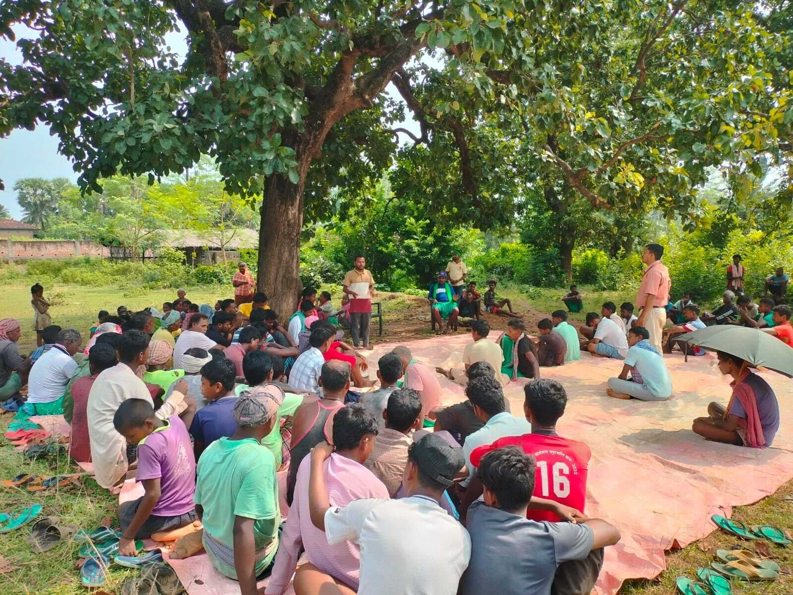 लीड :::: पत्थर खनन से माफिया होंगे लाल, आदिवासियों को मिलेगी प्रदूषण व विषैली हवा की सौगात