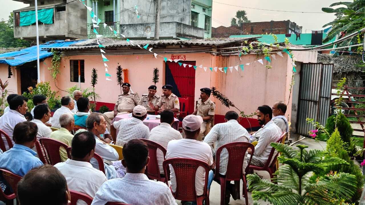 पूजा पंडाल में सुरक्षा के दृष्टिकोण से लगाये सीसीटीवी कैमरा