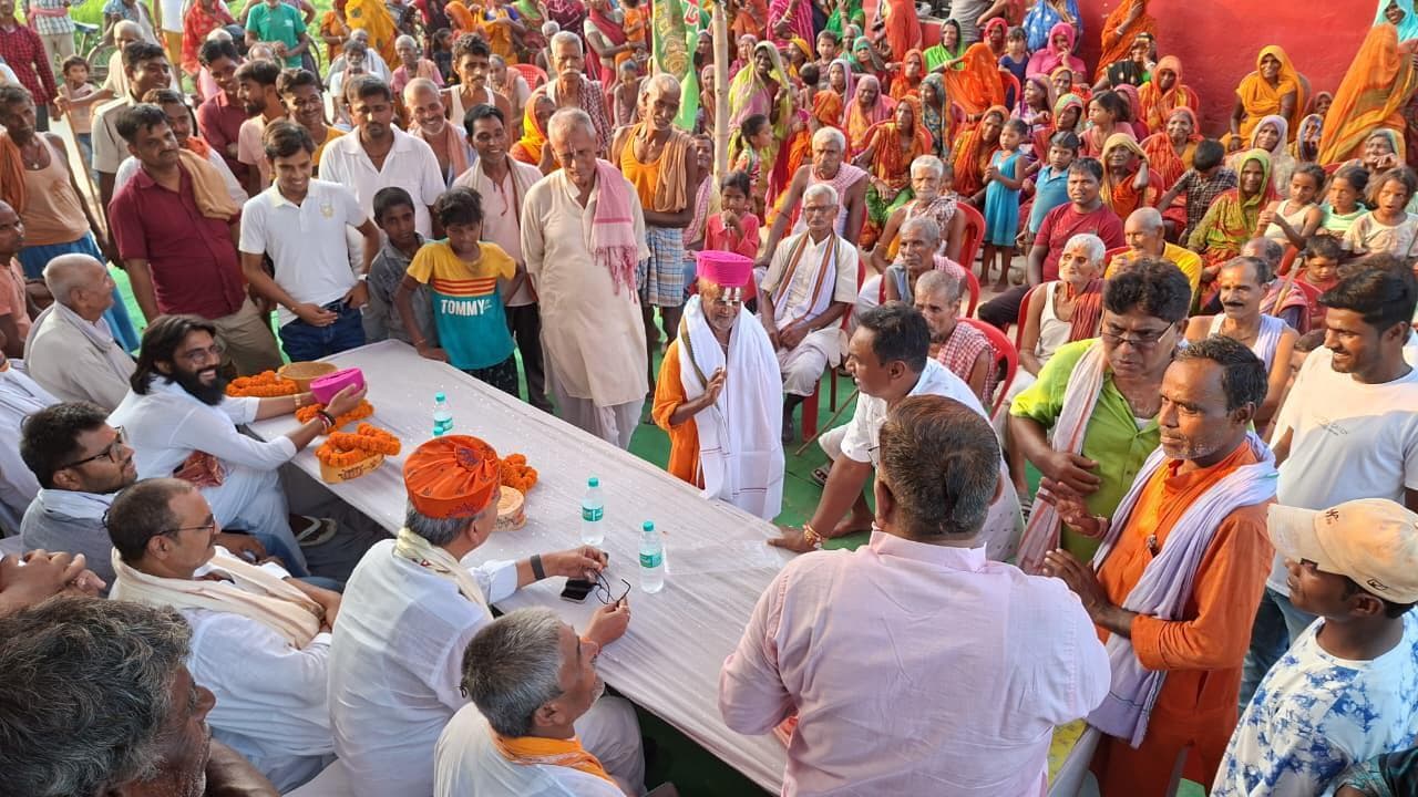 Darbhanga News: नीतीश के सत्ता संभालने के बाद प्रदेश के विकास ने पकड़ी गति: विनय चौधरी