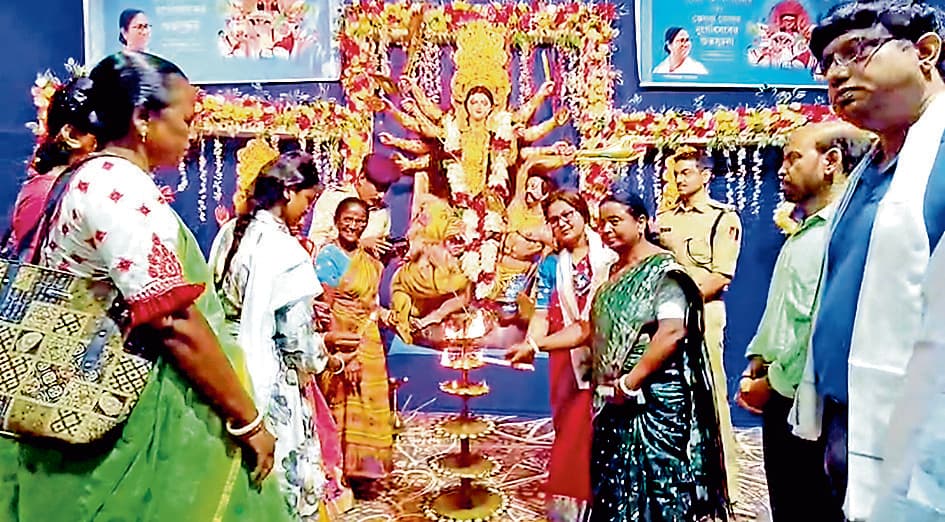 पूजा पंडाल का सीएम ने किया वर्चुअल उद्घाटन