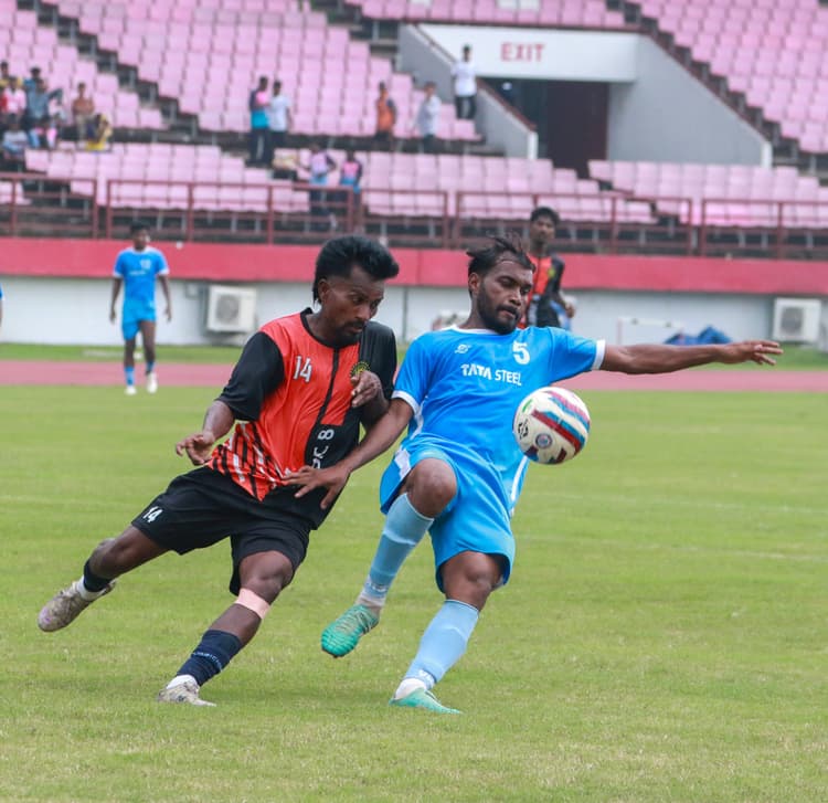 jsa premier division football league: क्लासिक एट को हराकर टाटा स्टील सेमीफाइनल में