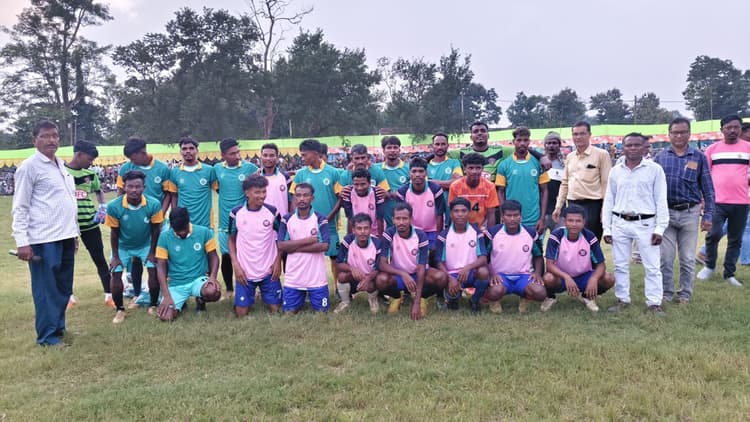 Chaibasa News : पेनाल्टी शूटआउट से जीएस ब्रदर्स बना विजेता