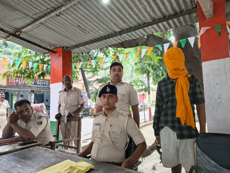Samastipur News:दहशत फैलाने पहुंचा युवक कट्टा व कारतूस के साथ गिरफ्तार