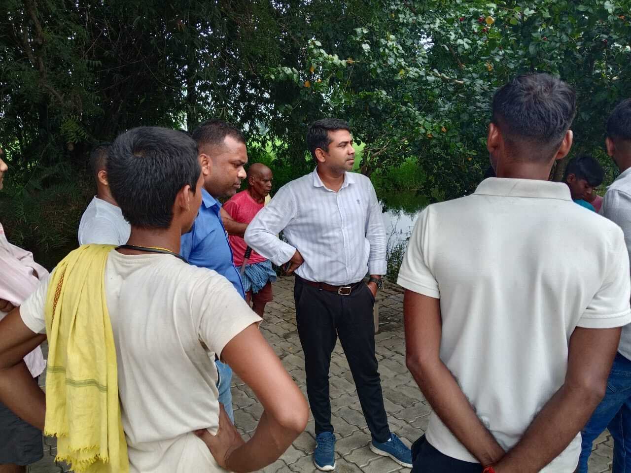 बड़ही बिगहा के महादलित टोले में विकास कार्य की समीक्षा