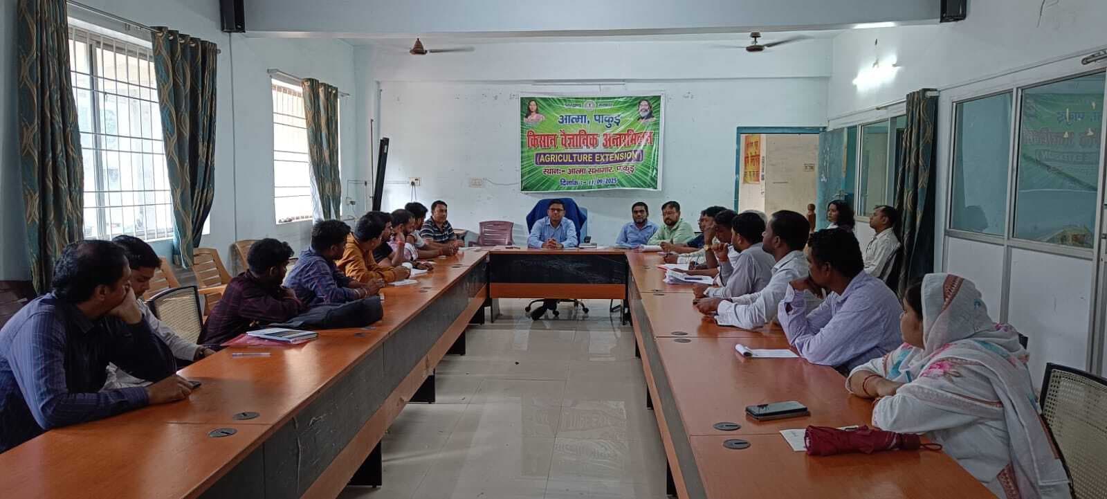 तय समय में करें टपक व फव्वारा सिंचाई यंत्रों की स्थापना : डीएओ