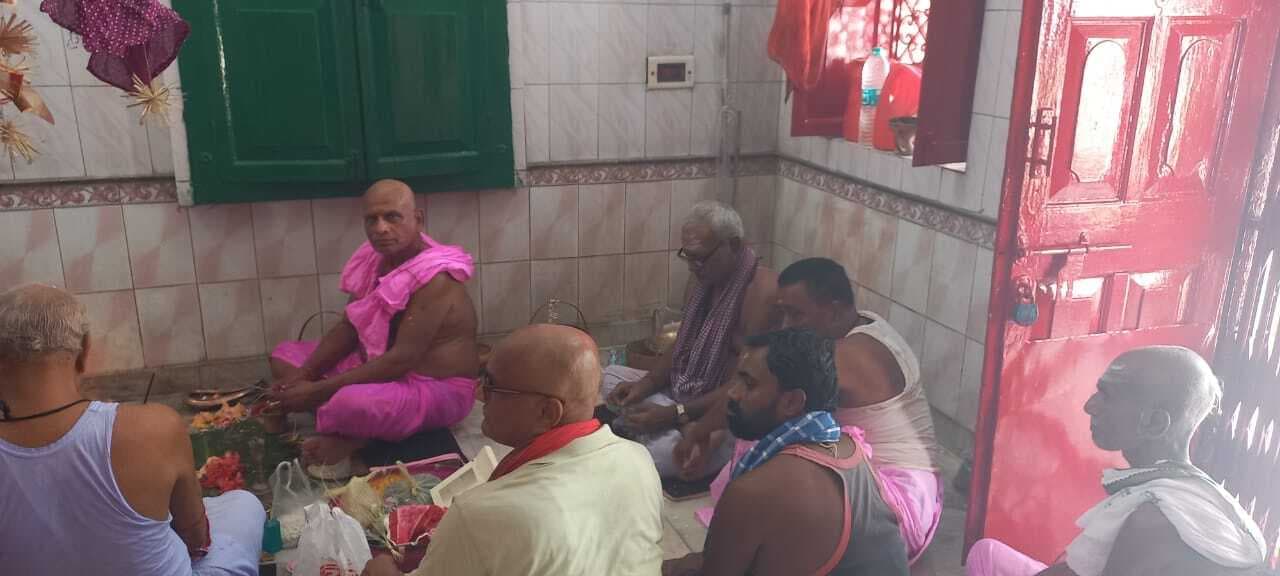 Madhubani News : वैदिक मंत्रोच्चार के साथ मां ब्रह्मचारिणी की हुई पूजा