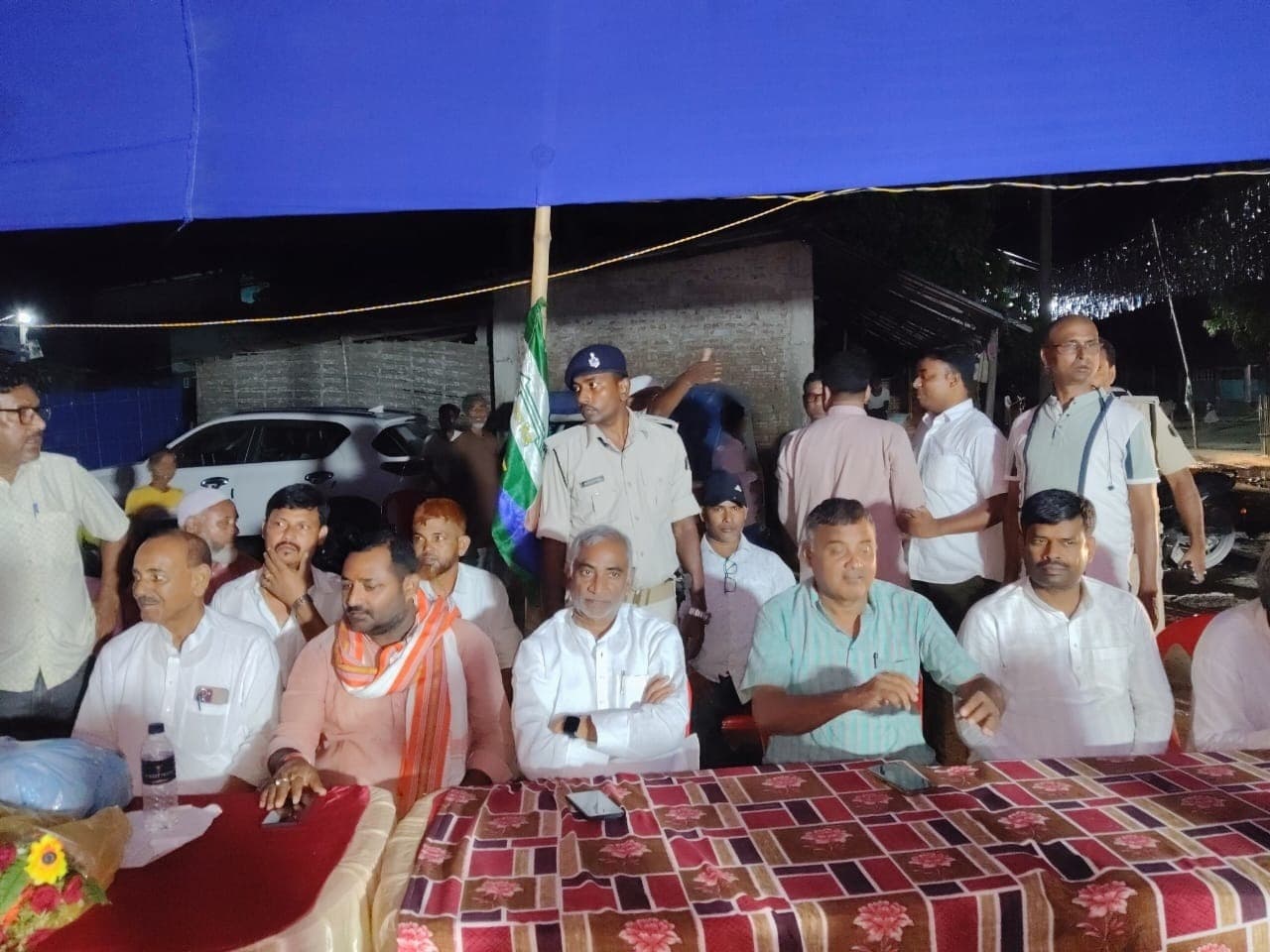 समीक्षा बैठक में जदयू कार्यकर्ताओं का बढ़ाया उत्साह