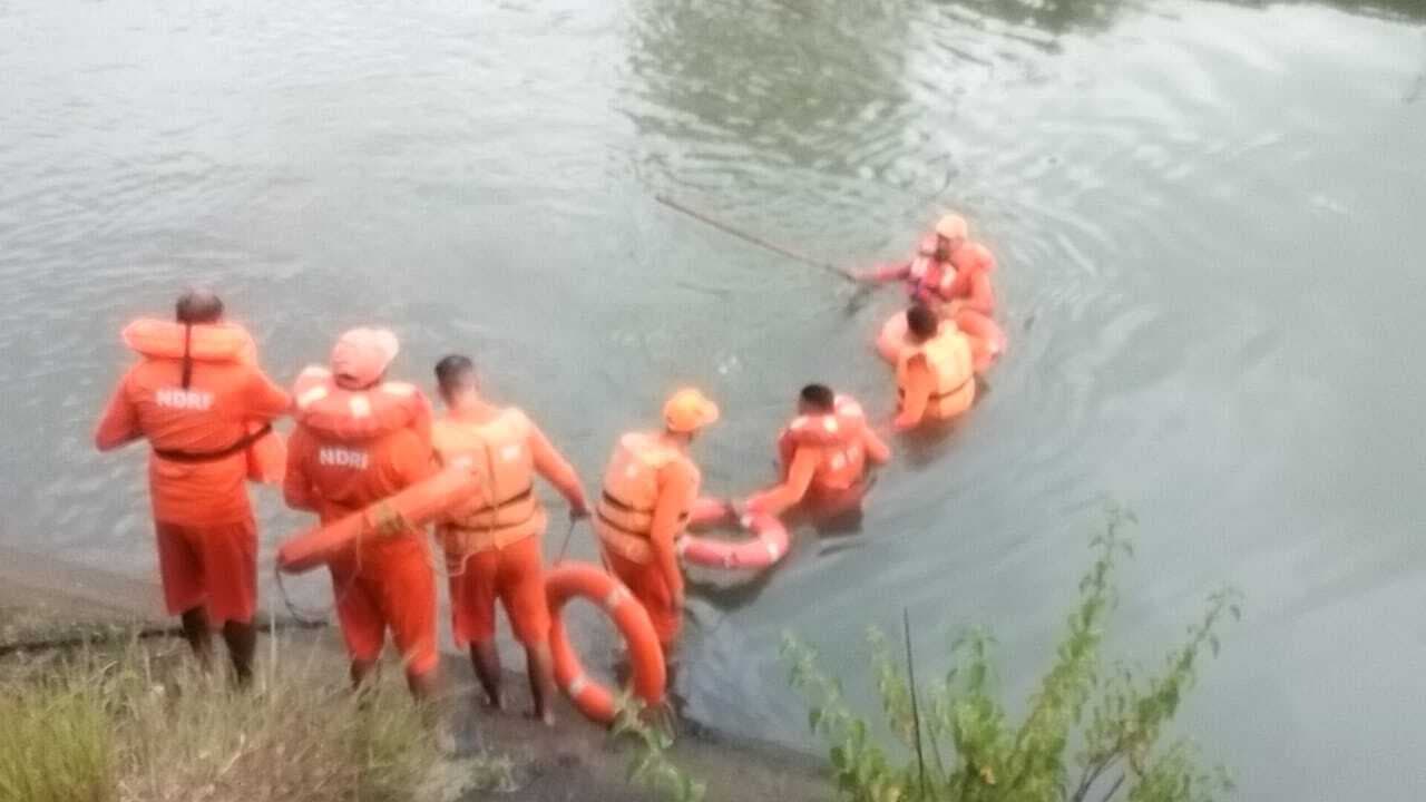 East Singhbhum News : दायीं नहर में नहाने गया मुसाबनी का युवक डूबा