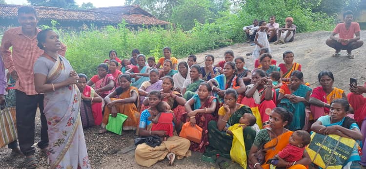 Giridih news: आदि कर्मयोगी अभियान के तहत ग्राम सभा का आयोजन