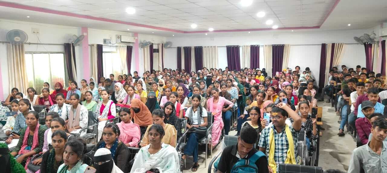 Samastipur News:स्कॉलरशिप व कैरियर गाइडेंस कार्यशाला आयोजित