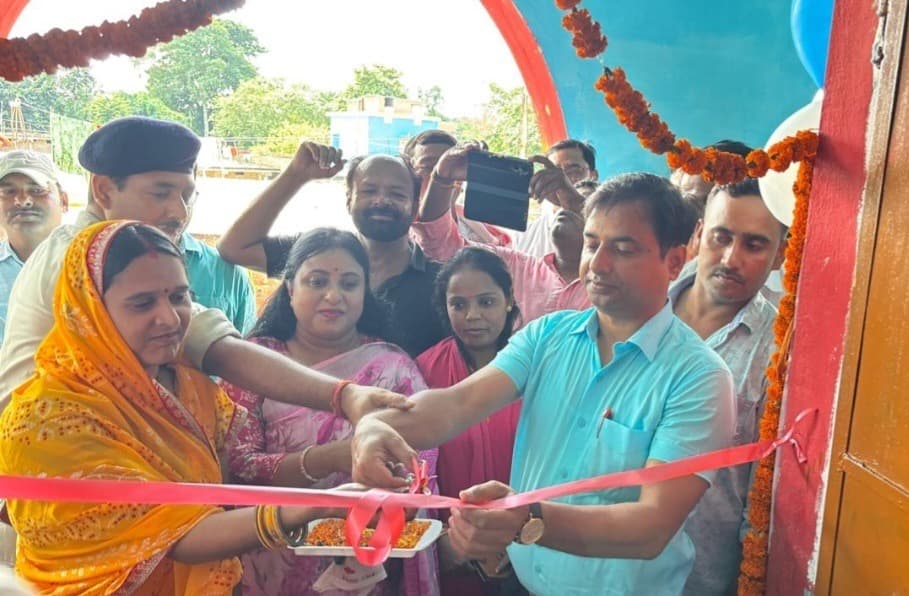 Samastipur News:स्मार्ट क्लास रूम प्रतिभा का विकास होगा : बीडीओ