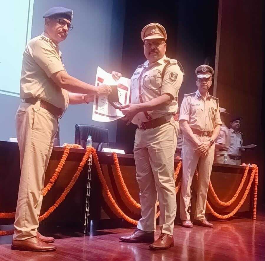 अररिया एसपी पुलिस पदक से हुए सम्मानित