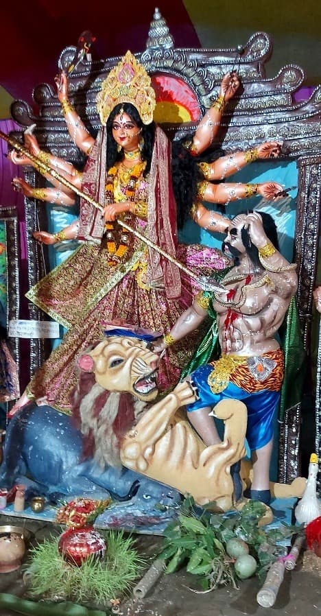 नवरात्र के आस्था भक्ति भाव के रंग में सराबोर हुआ कुरसेला