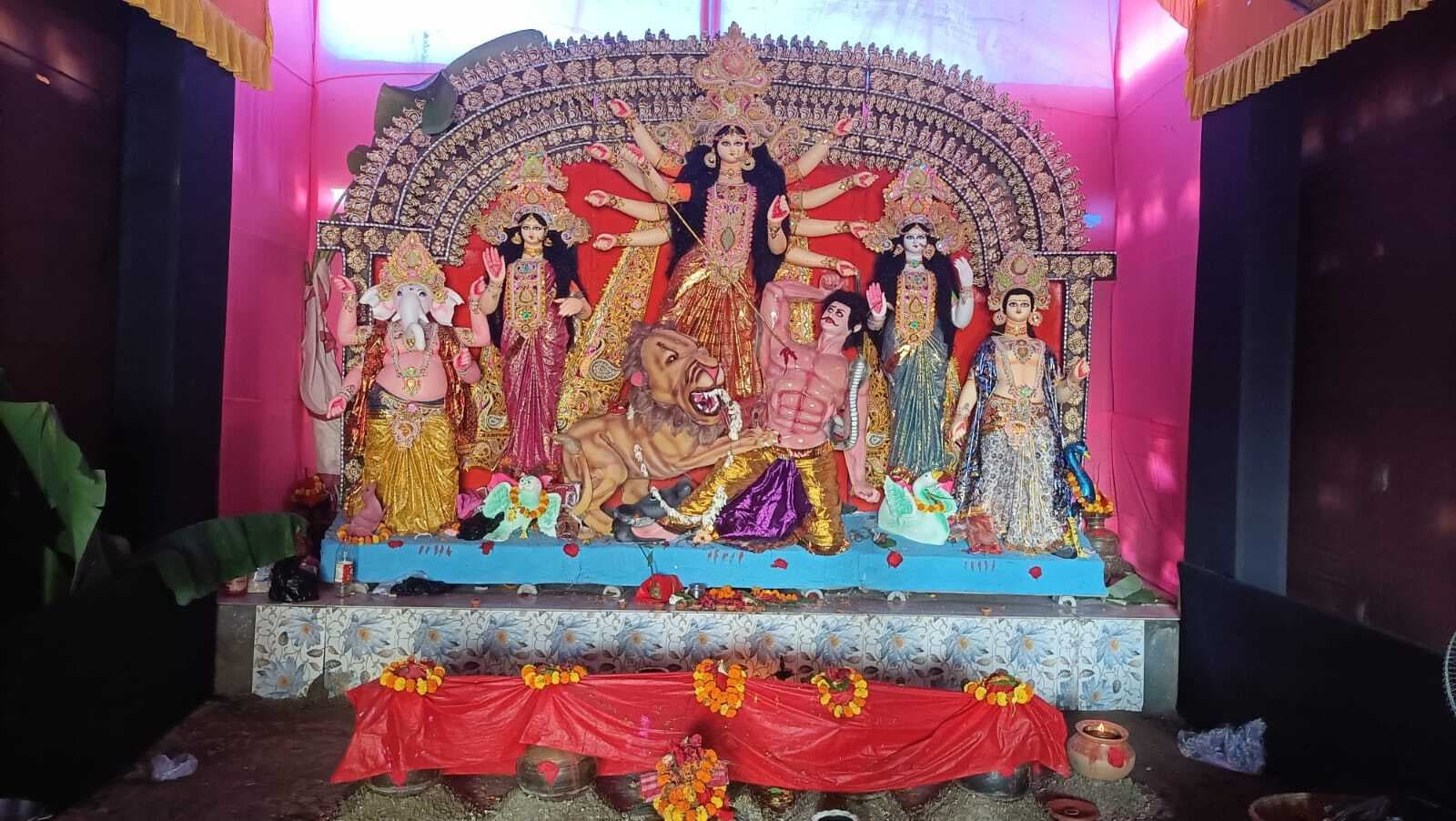 नवरात्रि के तीसरे दिन मां चंद्रघंटा की आराधना